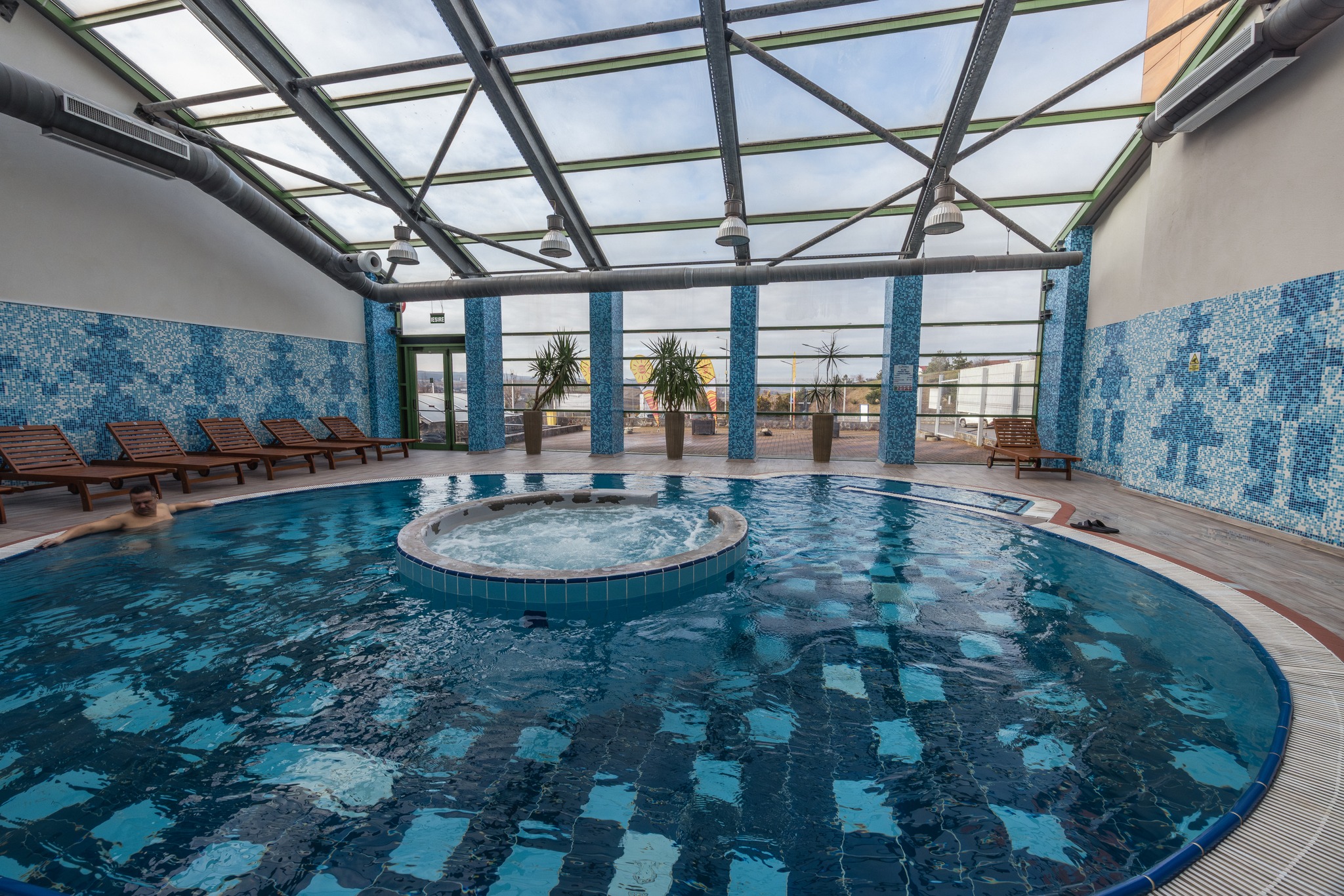 600965965_1260418219230096_5768270066552455826_n